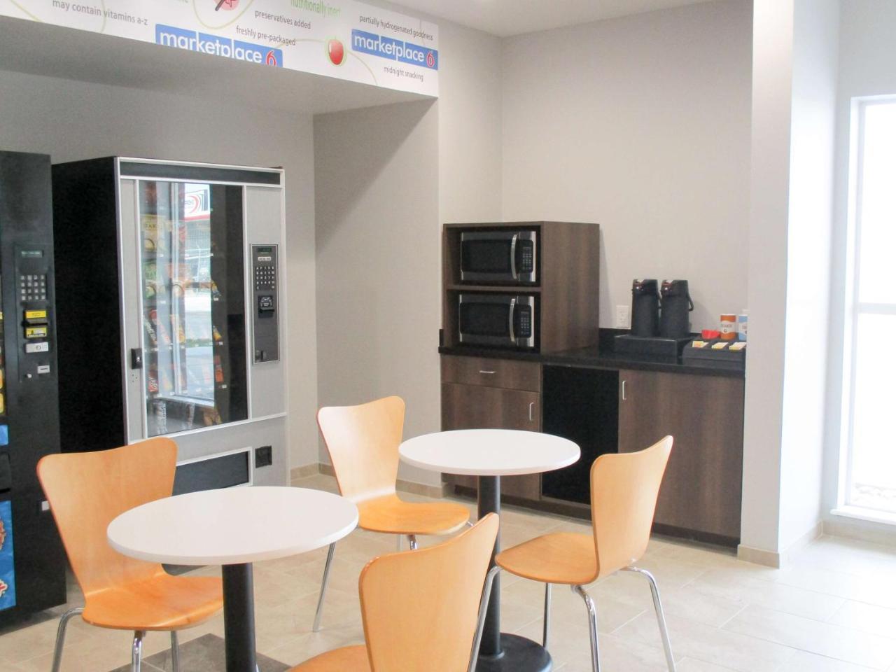 Motel 6 Fort Worth, Tx - North - Saginaw Buitenkant foto