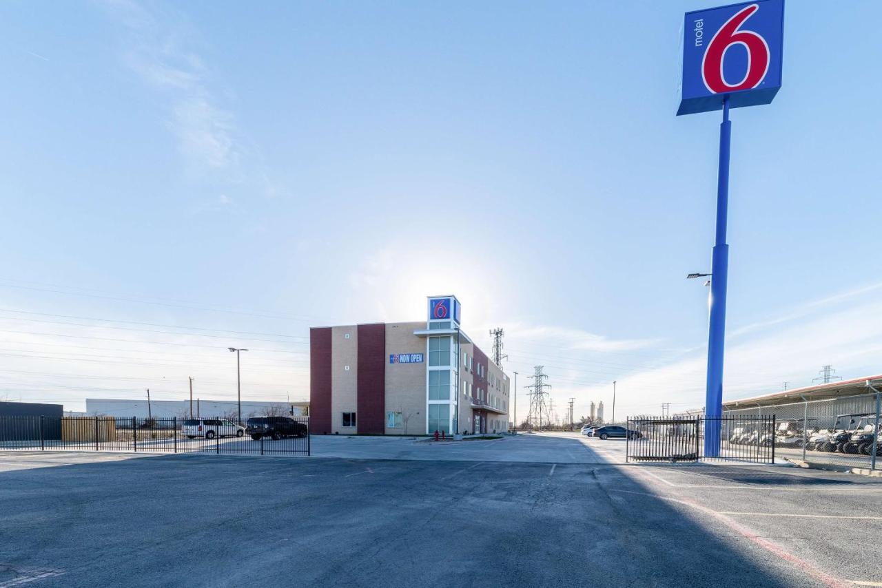 Motel 6 Fort Worth, Tx - North - Saginaw Buitenkant foto